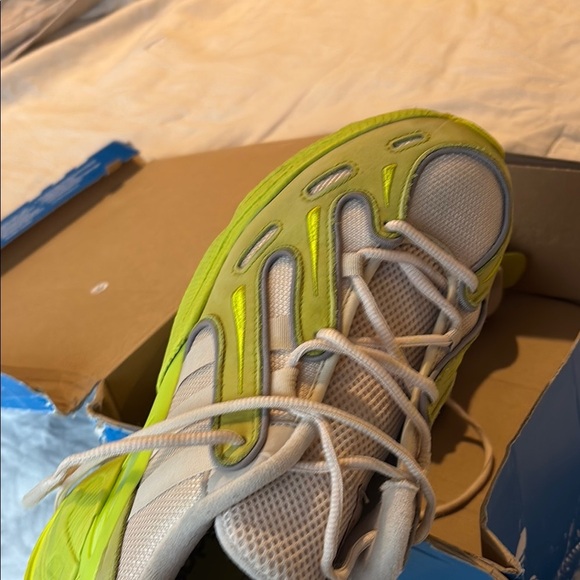 EQT Gazelle Sneakers - Picture 3 of 6